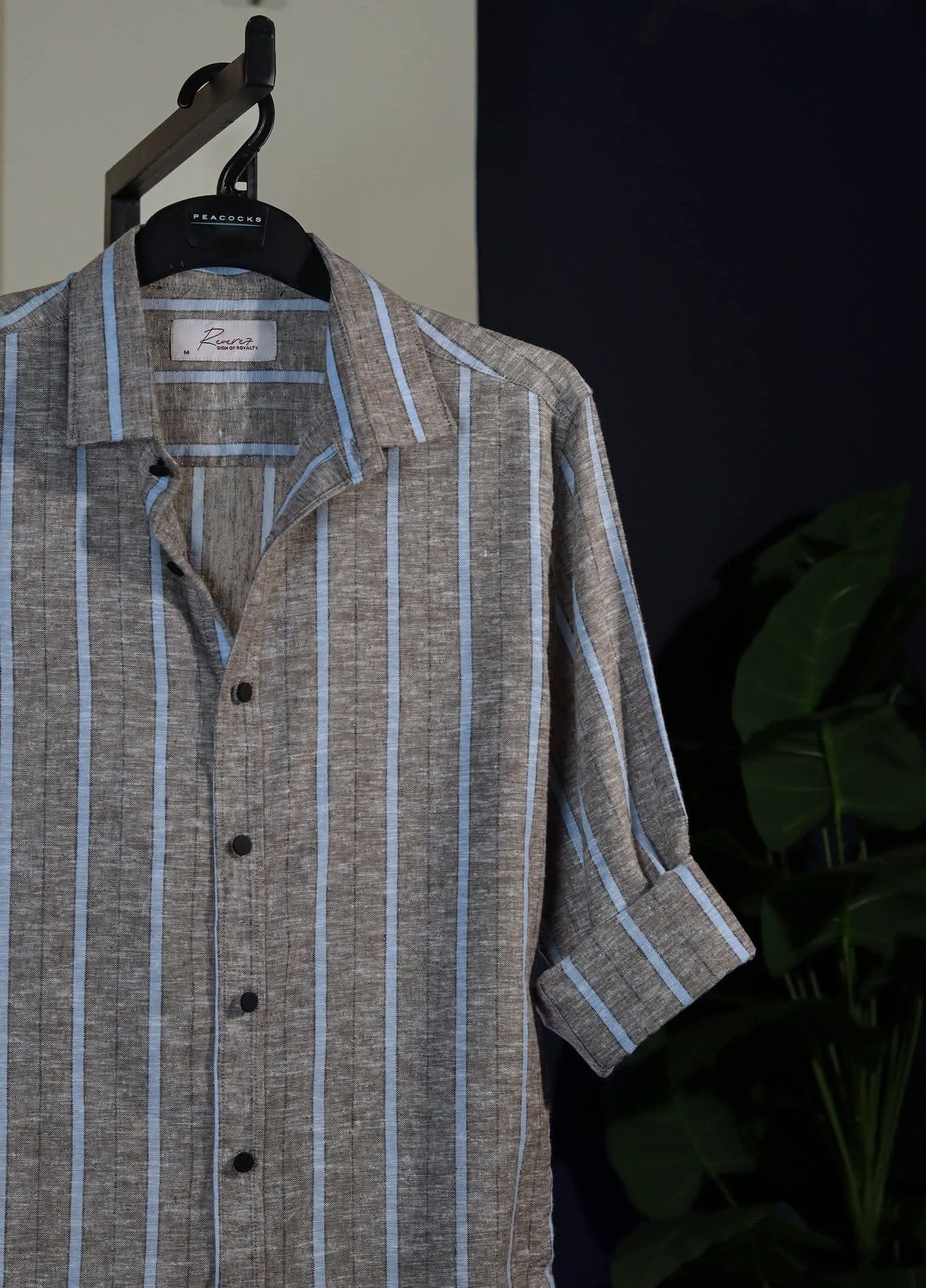 Premium Sandbar sleeve shirt.
