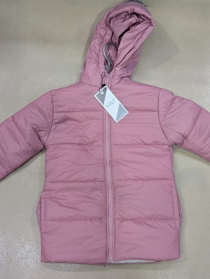 Girl's puffer jacket pink color.